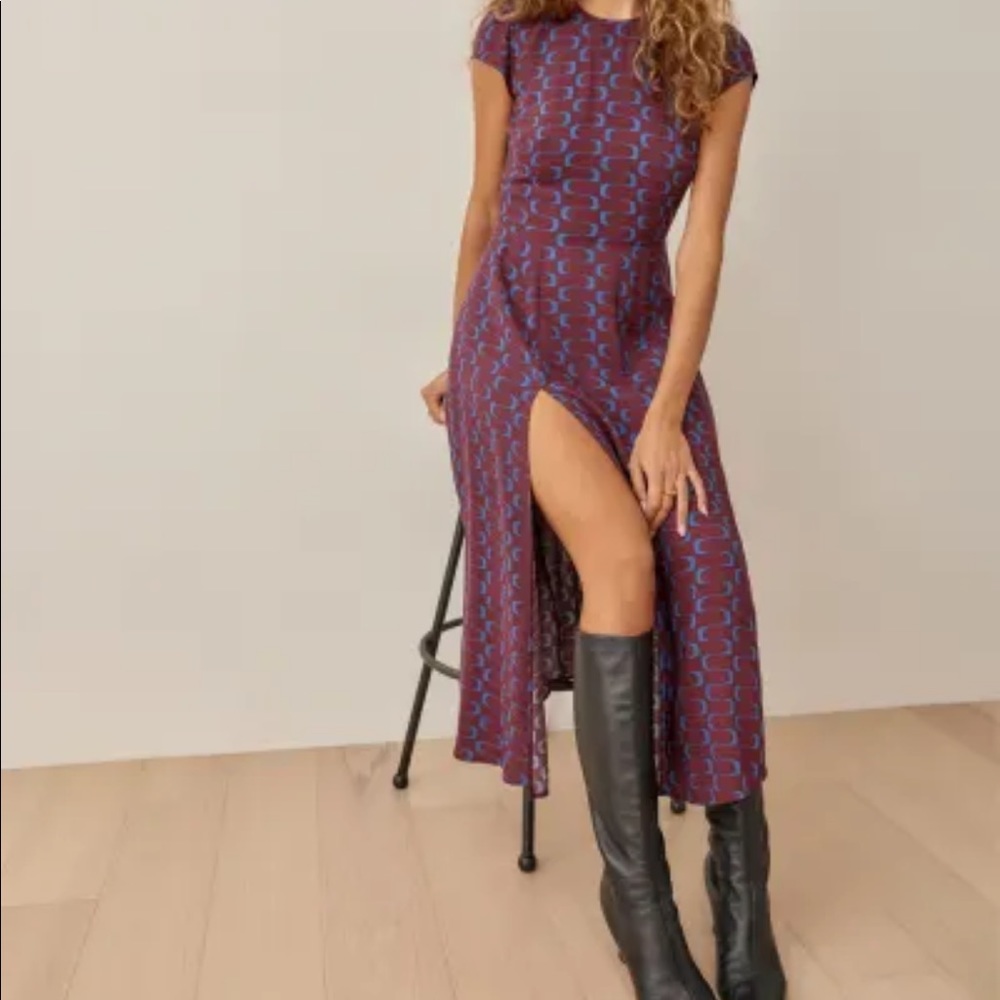 REFORMATION GAVIN DRESS SIZE 8 MAROONED PATTERN - worn once and dry cleaned!